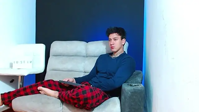 JUSTIN FULLER1 online show from 17, 2, 2026