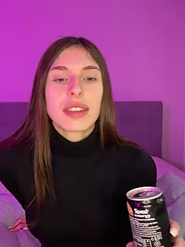 emma05 online show from 13, 12, 2024