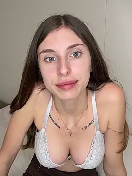 emma05 online show from 17, 12, 2024