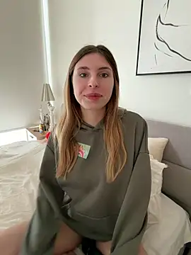 Snapshot of emma05 chatting on 14, 3, 2026 emma05 online show from 14, 3, 2026