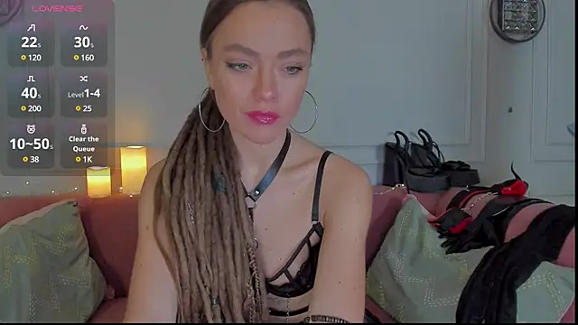 Snapshot of KellyFouler chatting on 15, 2, 2025 KellyFouler online show from 15, 2, 2025