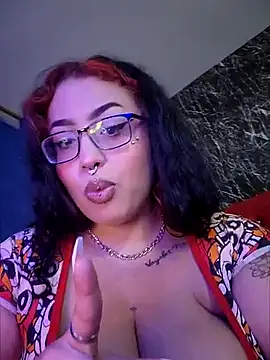 TattooedJenn online show from 8, 3, 2025