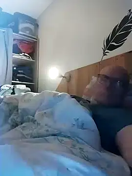 Snapshot of bogland33 chatting on 20, 10, 2025 bogland33 online show from 20, 10, 2025