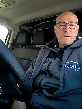 Snapshot of bogland33 chatting on 27, 10, 2025 bogland33 online show from 27, 10, 2025