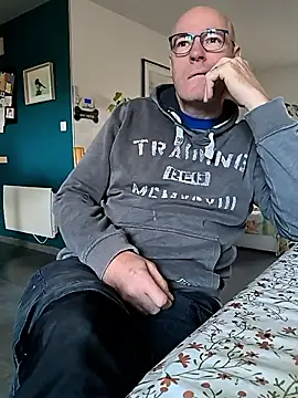 Snapshot of bogland33 chatting on 28, 10, 2025 bogland33 online show from 28, 10, 2025