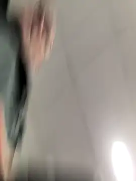 Snapshot of bogland33 chatting on 31, 10, 2025 bogland33 online show from 31, 10, 2025