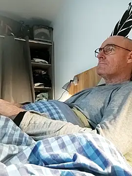 Snapshot of bogland33 chatting on 12, 2, 2026 bogland33 online show from 12, 2, 2026