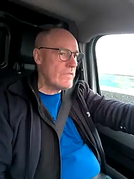 Snapshot of bogland33 chatting on 13, 3, 2026 bogland33 online show from 13, 3, 2026