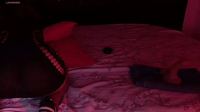 Snapshot of SashaBrianna99 chatting on 16, 11, 2025 SashaBrianna99 online show from 16, 11, 2025