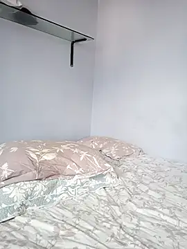 carolina linarez69 online show from 12, 10, 2025