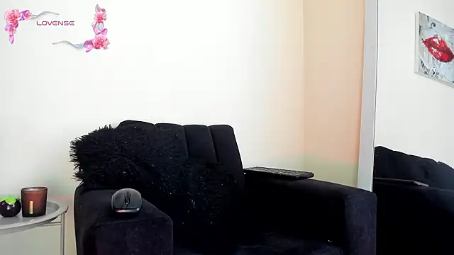 its  angelica  online show from 6, 3, 2026