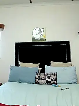 Snapshot of contagiousqueen chatting on 13, 2, 2026 contagiousqueen online show from 13, 2, 2026