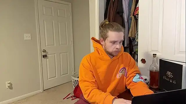 Snapshot of DaddydayDrinkzz chatting on 2, 3, 2025 DaddydayDrinkzz online show from 2, 3, 2025