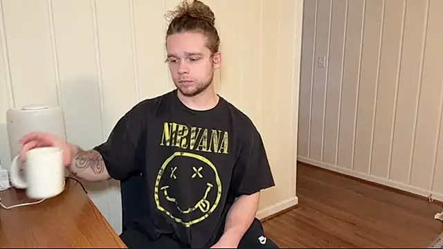 Snapshot of DaddydayDrinkzz chatting on 13, 1, 2026 DaddydayDrinkzz online show from 13, 1, 2026