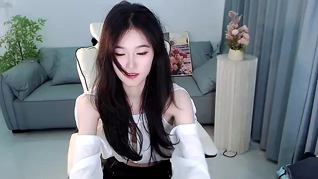 Snapshot of YiJin-a chatting on 25, 1, 2025 YiJin-a online show from 25, 1, 2025