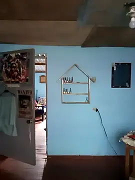 Elvishcassie  online show from 14, 11, 2025