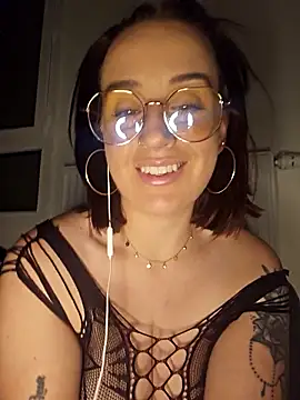 lindsay 33off online show from 7, 1, 2026