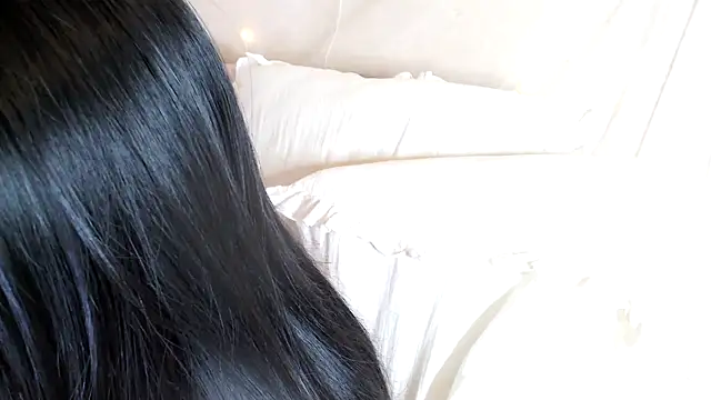 Snapshot of _yuki_chan chatting on 27, 12, 2024 yuki chan online show from 27, 12, 2024