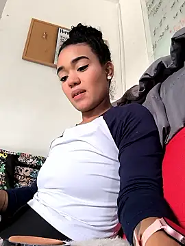 evafoxs online show from 4, 12, 2025