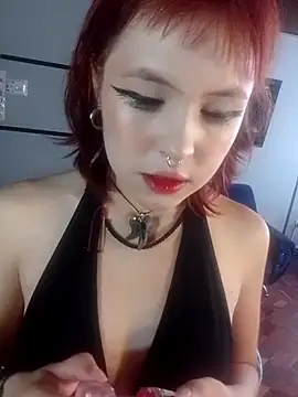 Snapshot of Sweetcatxx chatting on 6, 12, 2024 Sweetcatxx online show from 6, 12, 2024