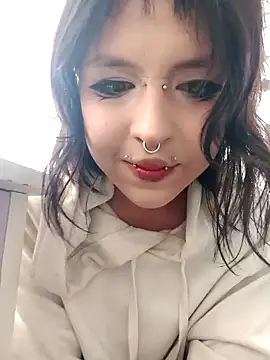 Snapshot of Sweetcatxx chatting on 4, 10, 2025 Sweetcatxx online show from 4, 10, 2025