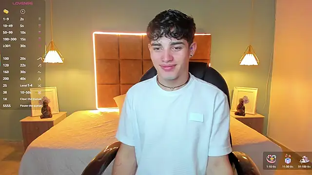 AlejooTwink online show from 22, 10, 2025