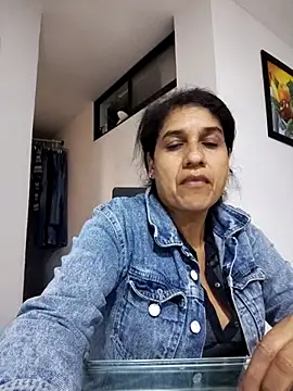 siri duque online show from 17, 2, 2025
