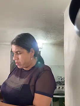 Snapshot of siri_duque chatting on 4, 11, 2025 siri duque online show from 4, 11, 2025