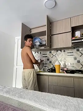 Leo bunny hot online show from 10, 12, 2024