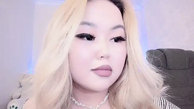 amelia sunlight online show from 18, 1, 2025