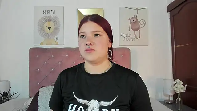 Snapshot of CelessteRedds chatting on 21, 11, 2025 CelessteRedds online show from 21, 11, 2025