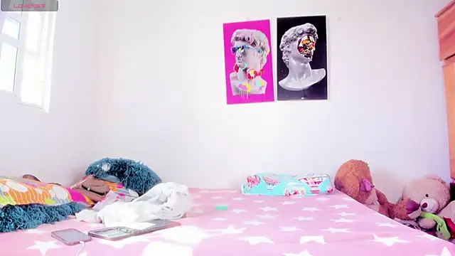 Lilybaudinx96 online show from 1, 11, 2025