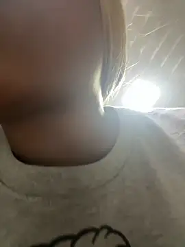 Lilybaudinx96 online show from 3, 2, 2026