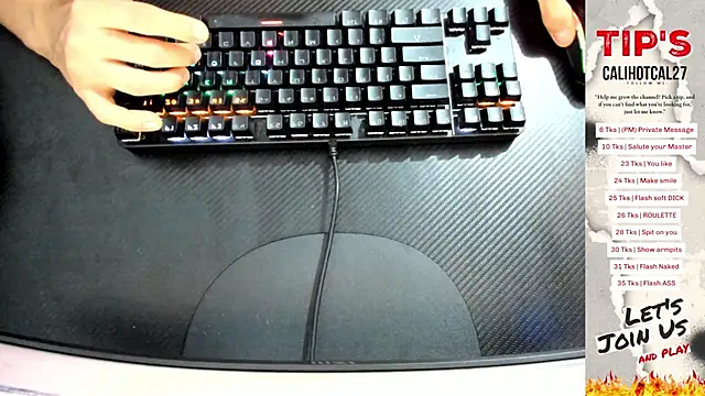 Snapshot of Calihotcaliente277 chatting on 9, 10, 2025 Calihotcaliente277 online show from 9, 10, 2025