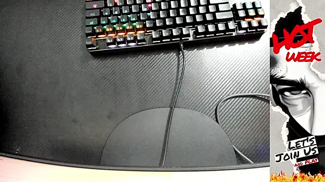 Snapshot of Calihotcaliente277 chatting on 10, 10, 2025 Calihotcaliente277 online show from 10, 10, 2025