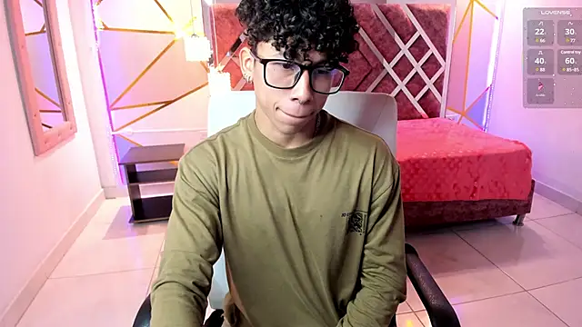 AkazaBoy  online show from 25, 1, 2025