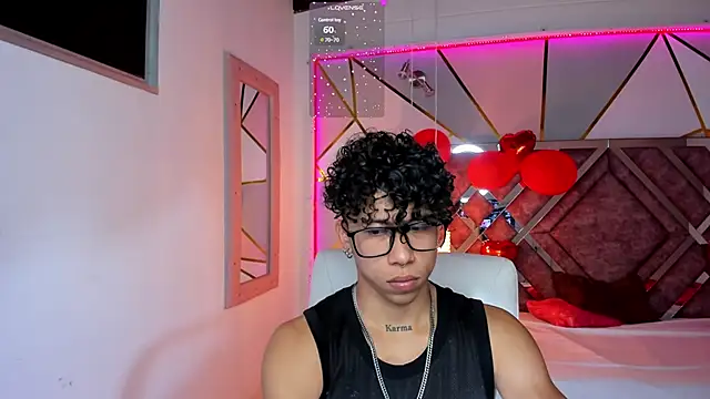 AkazaBoy  online show from 14, 2, 2025