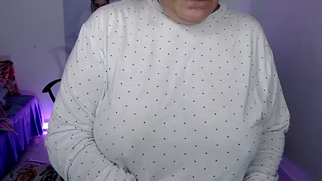 Snapshot of Serenay_ chatting on 2, 12, 2024 Serenay online show from 2, 12, 2024