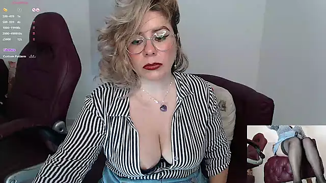 Snapshot of Serenay_ chatting on 15, 1, 2025 Serenay online show from 15, 1, 2025