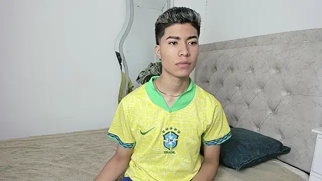 Snapshot of Mark_Lam05 chatting on 7, 12, 2024 Mark Lam05 online show from 7, 12, 2024