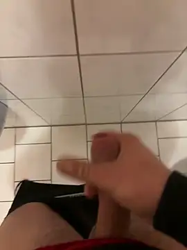 Snapshot of daubine46 chatting on 13, 4, 2026 daubine46 online show from 13, 4, 2026