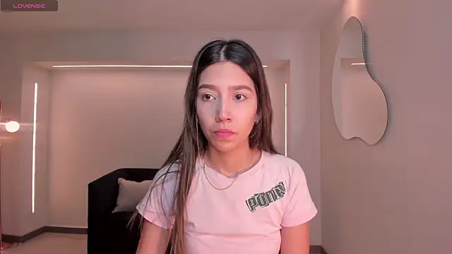 TaraLawrence online show from 15, 11, 2025