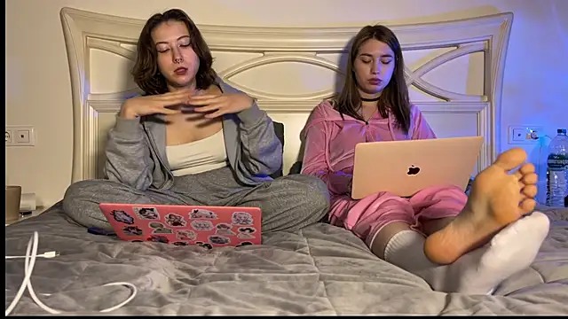 misswishh  online show from 12, 2, 2025