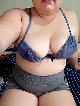 Kiara Anjo22 online show from 5, 12, 2024