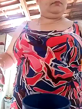 Kiara Anjo22 online show from 28, 1, 2025