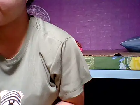 Snapshot of Mimi18x chatting on 30, 10, 2025 Mimi18x online show from 30, 10, 2025