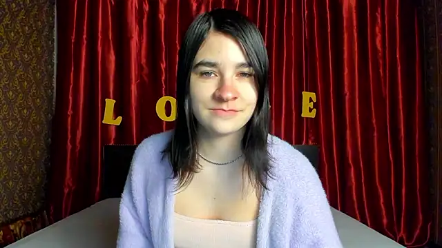  Polly Love  online show from 6, 2, 2026