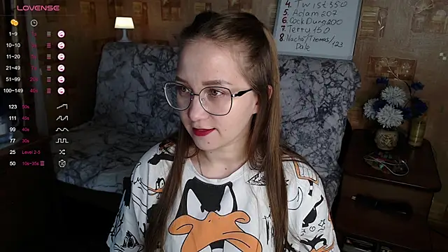 Snapshot of Miatiny chatting on 6, 12, 2024 Miatiny online show from 6, 12, 2024