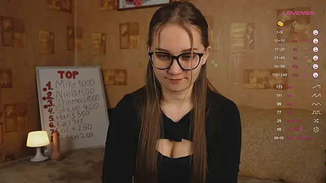 Snapshot of Miatiny chatting on 21, 2, 2025 Miatiny online show from 21, 2, 2025