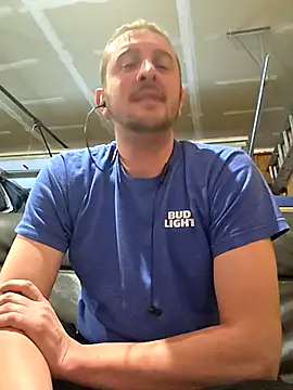 Snapshot of MrMechanic38 chatting on 19, 3, 2026 MrMechanic38 online show from 19, 3, 2026